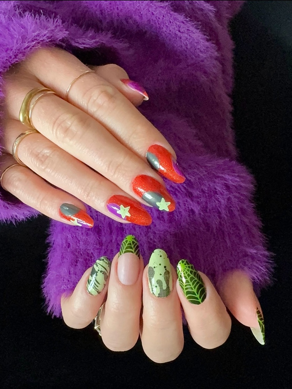Color Street Mixed Mani Set: A Ghoulish Gathering | Halloween Orange Spiderweb - Picture 2 of 15